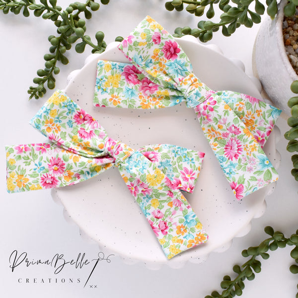 {Ditzy Floral - Pink} Bow Hair Clip Set